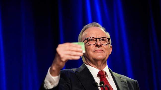 As prime minister, do you promise to approve rebates for The Substance on Medicare? (Photo by Asanka Ratnayake/Getty Images)