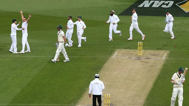 Kyle Abbott of South Africa celebrates the wicket of Mitchell Starc during the last Test match to be played at Blundstone Arena on November 15, 2016. Picture: Robert Cianflone/Getty Images