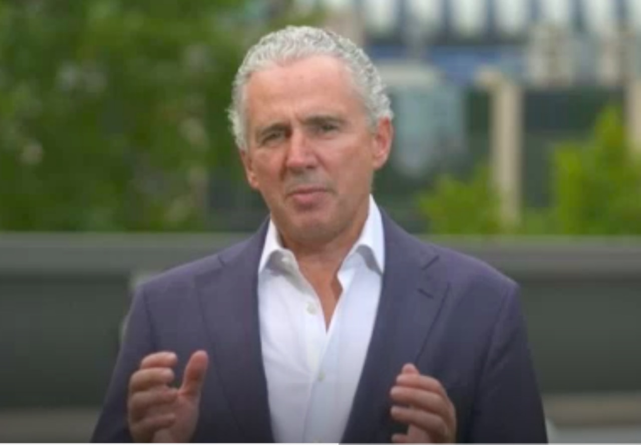 Telstra CEO Andy Penn warned telcos are having problems with call centres.