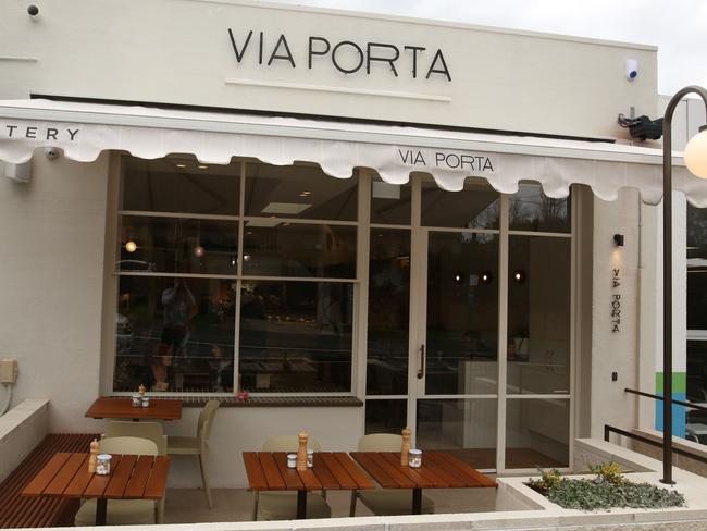 Via Porta’s space has been designed by architect Sarah Cosentino.