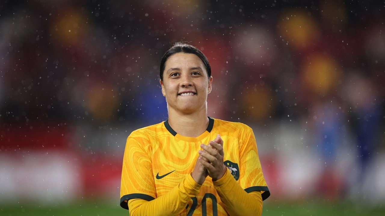 ‘I’m very pleased’: Anthony Albanese praises football star Sam Kerr ...