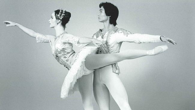 Li Cunxin and wife Mary met when they danced together.