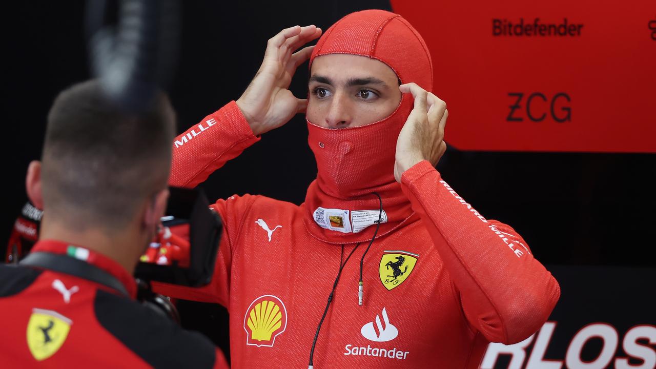 JEDDAH, SAUDI ARABIA - MARCH 17: Carlos Sainz of Spain and Ferrari prepares to drive in the garage during practice ahead of the F1 Grand Prix of Saudi Arabia at Jeddah Corniche Circuit on March 17, 2023 in Jeddah, Saudi Arabia. (Photo by Lars Baron/Getty Images)