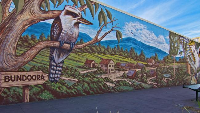 The Bundoora Square mural can be seen from Plenty Rd. 