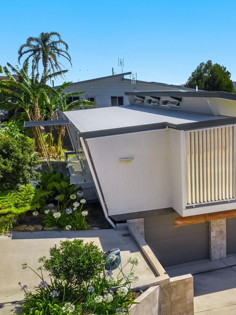 Nautical themed property in Riverwood Terrace Maclean, for sale by Dan Kelly of Ray White Yamba