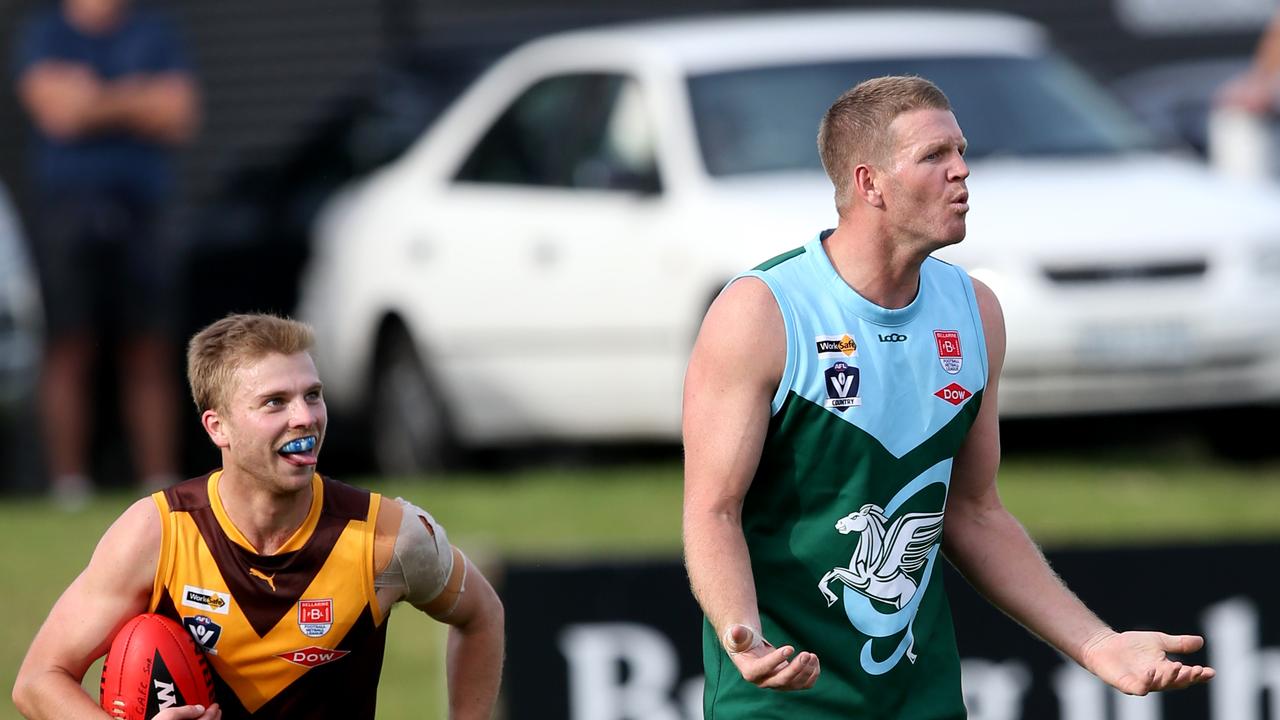 BFNL - Ammos v Drysdale.  Amateurs Mitchell Day gives away 50 metres to Drysdales Jackson Paatsch. . Picture; Mike Dugdale