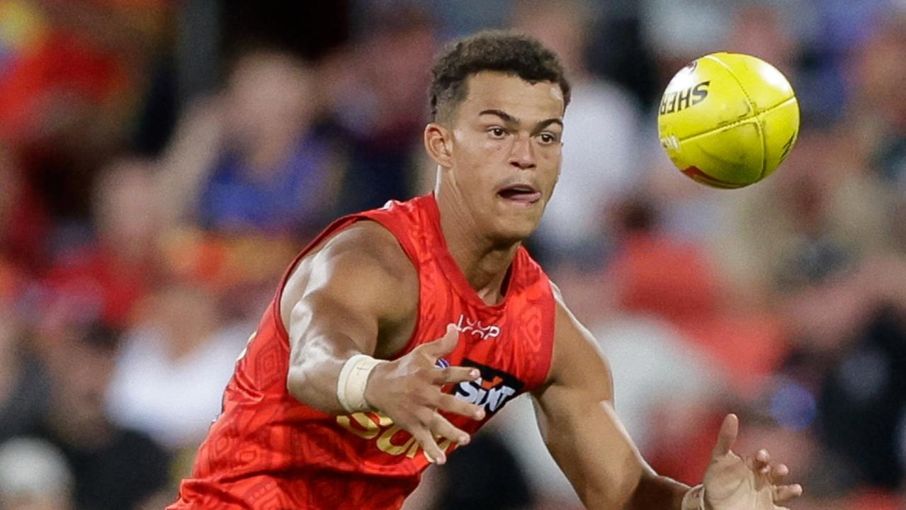 Top pick’s setback for Opening Round