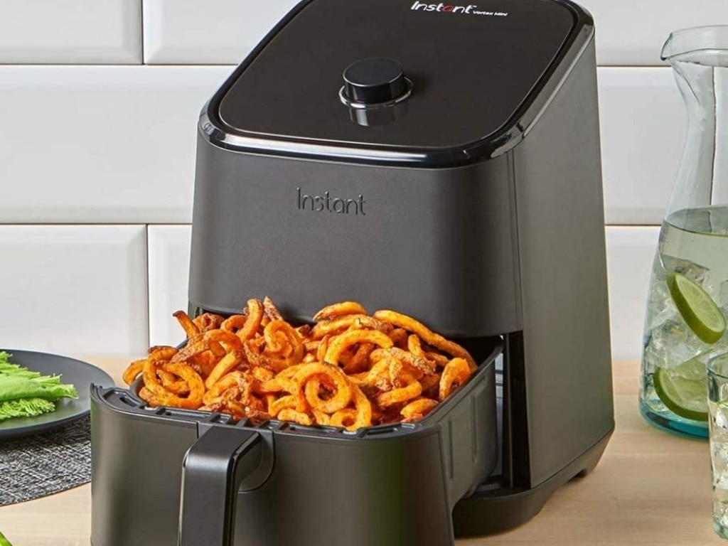 How cute is this mini air fryer?!