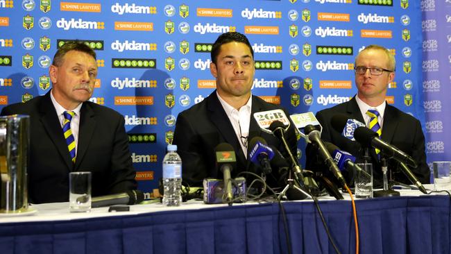 Jarryd Hayne announces he is quitting NRL to play NFL.