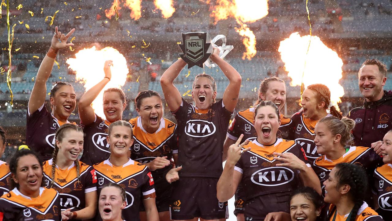 *APAC Sports Pictures of the Week - 2020, October 26* - SYDNEY, AUSTRALIA - OCTOBER 25: Ali Brigginshaw of the Broncos holds aloft the Premiership trophy as she celebrates with teammates after winning the NRLW Grand Final match between the Brisbane Broncos and the Sydney Roosters at ANZ Stadium on October 25, 2020 in Sydney, Australia. (Photo by Cameron Spencer/Getty Images)