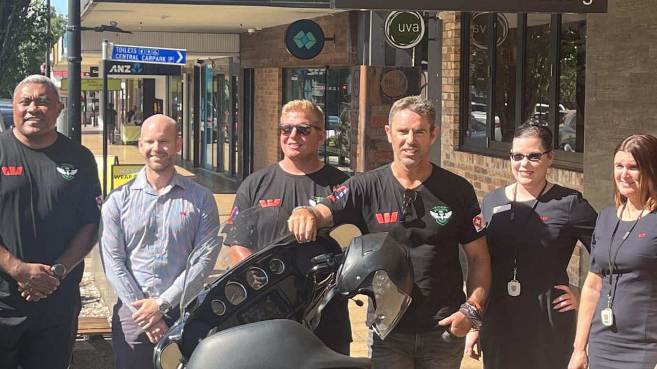 Petero Civoniceva, Ben Hannant and Brad Fittler were in Toowoomba for the NRL Hogs tour.