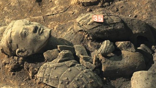 Enormous new terracotta army find