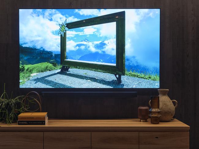 Samsung’s premium 75-inch 8K TV offers stellar viewing