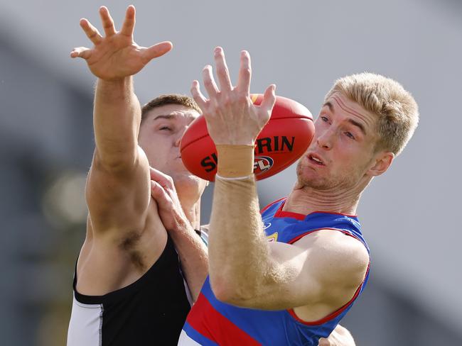 Jordan Sweet was well beaten by Tim English. Picture: Michael Klein