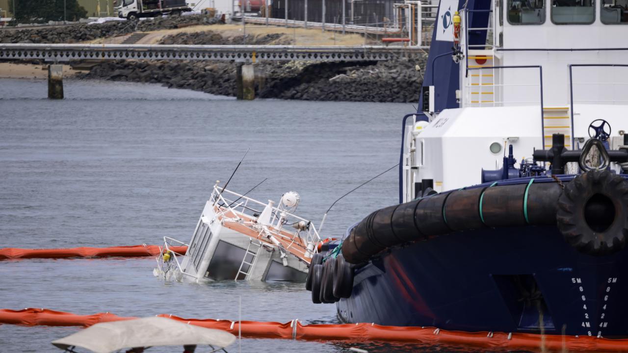 Salvage crews arrive to retrieve sunken tugs | Daily Telegraph