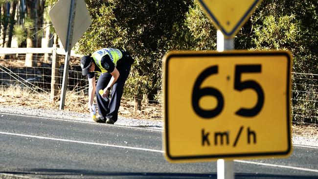 Police at the scene of a double fatality on Angaston Rd, Nuriootpa. Photo: Mike Burton