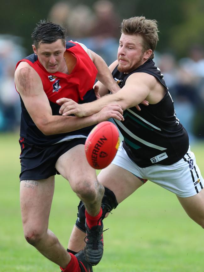 Swifts Creek coach Conor Harvey, left. Picture: Yuri Kouzmin