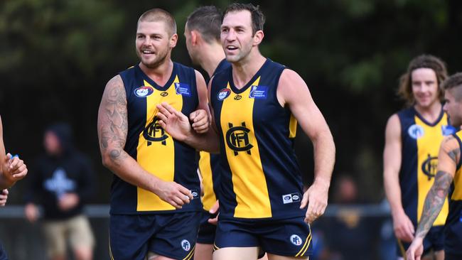 Cameron and Travis Cloke playing together at Hurstbridge in 2018.