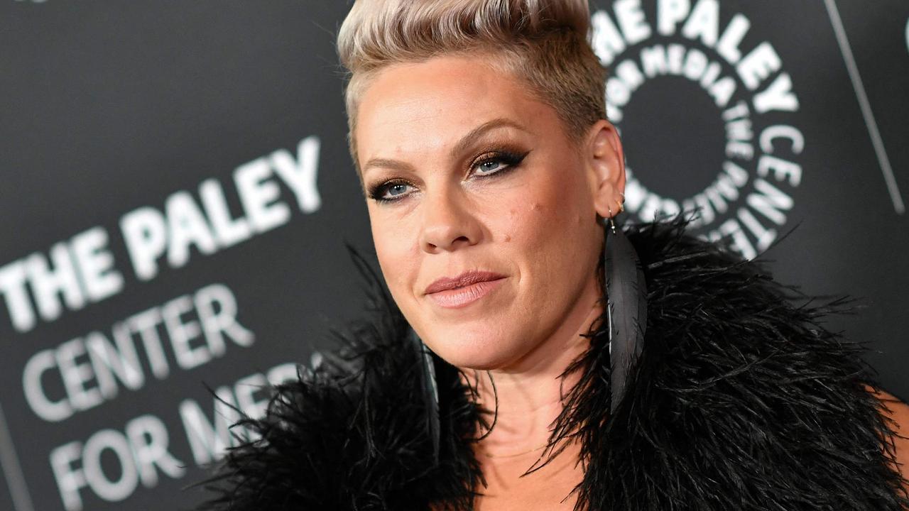 US singer-songwriter Pink has sparked concern after cancelling a series of concerts. Photo: VALERIE MACON / AFP.