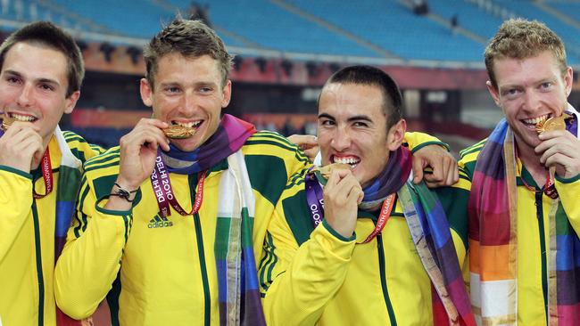 Joel Milburn (far right) after winning gold at the Delhi 2010 Commonwealth Games.