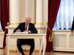 'Blank cheque' Biden: Ron DeSantis blasts Joe's secret visit to Ukraine