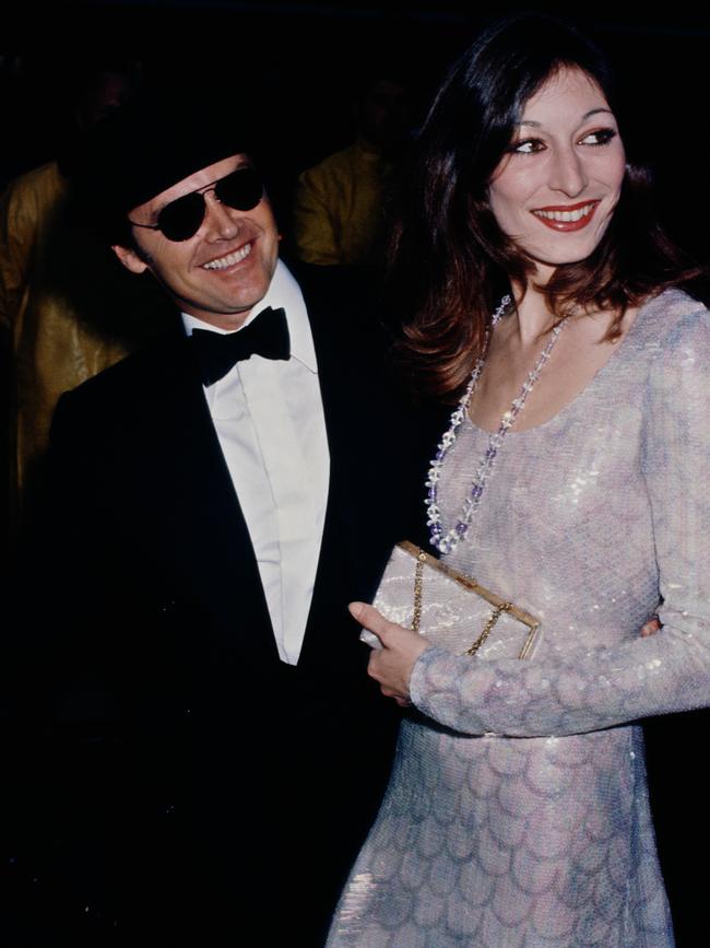 Jack Nicholson and Anjelica Huston at the Oscars in 1975. Picture: Getty
