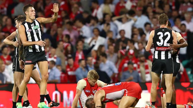 Collingwood players celebrate their win over Sydney. Picture: Getty Images)