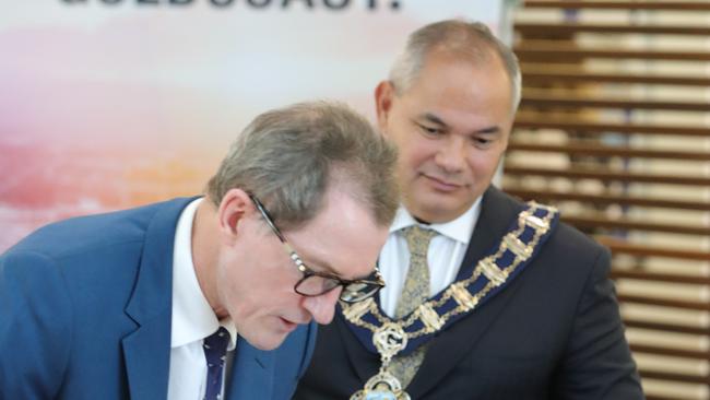 Mayor Tom Tate was sworn in by CEO Dale Dixon. Picture Glenn Hampson