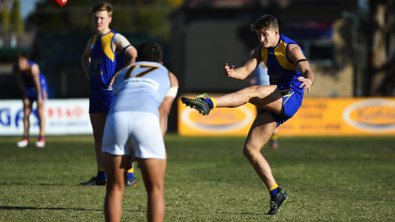 Bailey Lambert in action for Noble Park in 2018. Picture: AAP Image