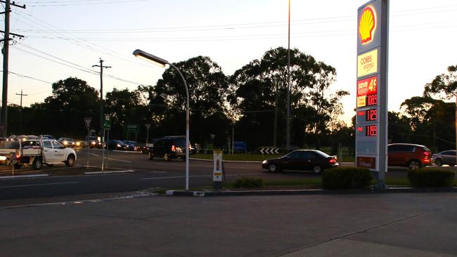 Congestion at Murphy Rd / Ellison Road Geebung Roundabout. Picture: Peter Cronin