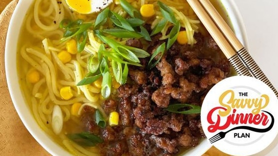 Savvy Dinner Plan's easy crispy pork mince ramen.