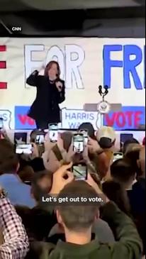 Kamala Harris endures another incredibly awkward crowd moment