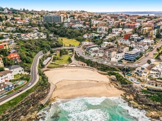 Glamarama drama: Sydney millionaires turn on each other