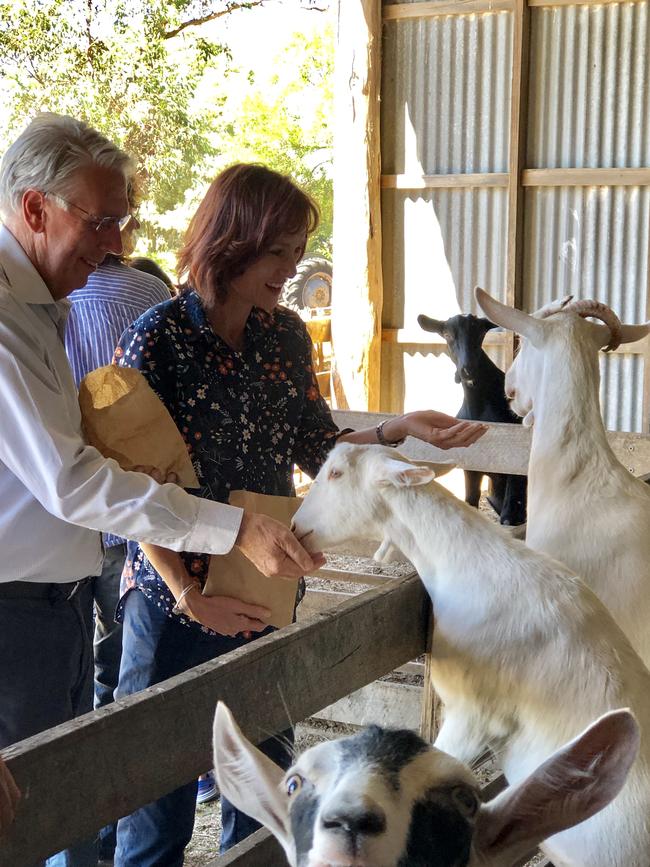 Eastern Victoria state MP Melina Bath, Victorian Nationals Leader Peter Walsh visit Gippy Goat Cafe.