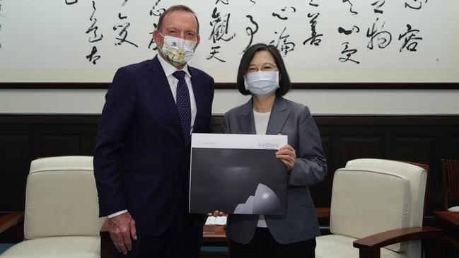 Tony Abbott with Taiwanese President Tsai Ing-wen in Taipei on Thursday.