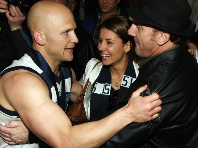 2009 Grand Final. St Kilda v Geelong. MCG. Gary Ablett Jr and his father Gary Ablett Sr embrace after the game
