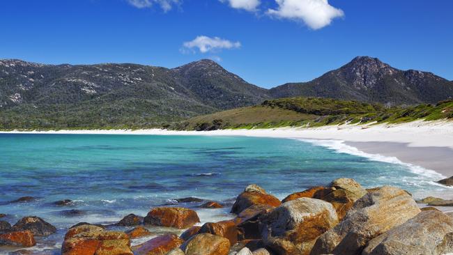 ESCAPE A photography of Wineglass Bay in Tasmania for Kendall picture iStock