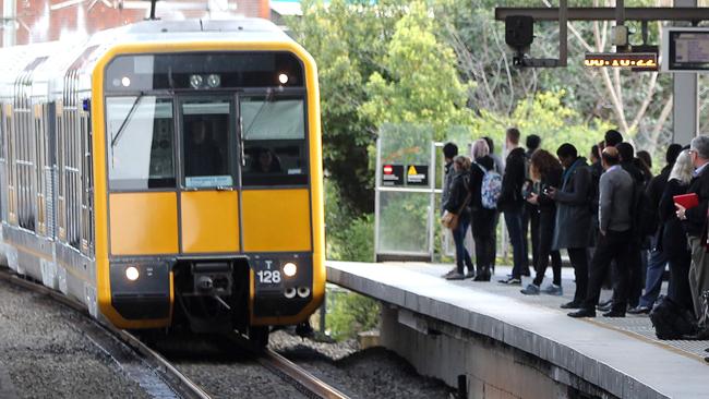 Parramatta needs a fast train service to Sydney CBD, a new report says.