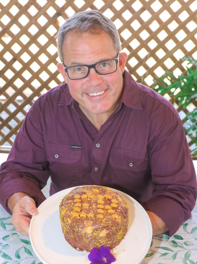 Member for Solomon Luke Gosling in the celebrity Bake Off on day two of the Royal Darwin Show. Picture: Glenn Campbell