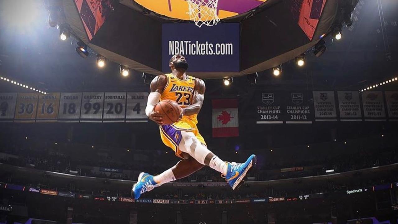 NBA news LeBron James dunk picture video Los Angeles Lakers Kobe Bryant