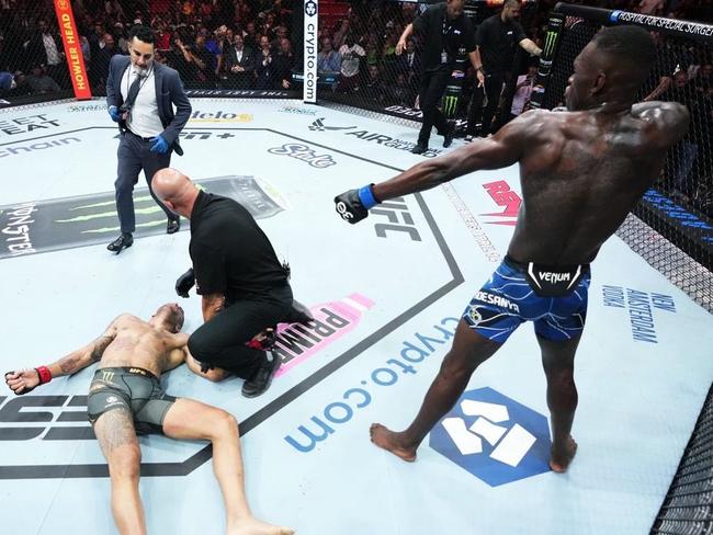 Israel Adesanya has absolutely destroyed Alex Pereira as he reclaimed his middleweight UFC title in a grudge match.