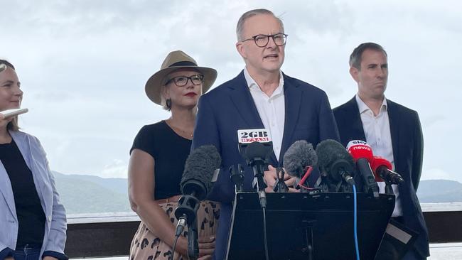 ALP Leader Anthony Albanese fronted the media at Cairns along with opposition treasurer James Chalmers (right), Labour candidate for Leichhardt Elida Faith (left) and Senator Nita Green (far left). Picture: Alison Paterson