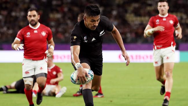 Rieko Ioane about to score for New Zealand. Picture: Getty Images