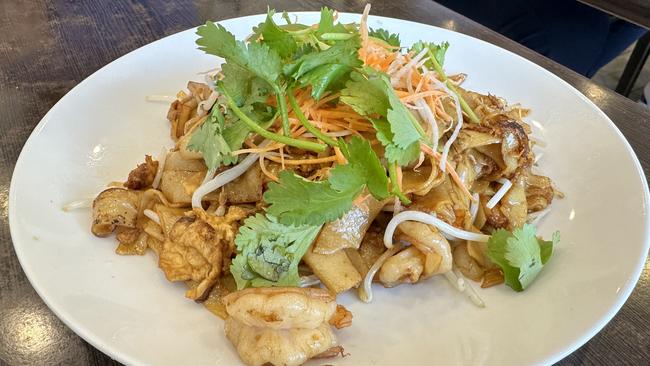 The hu tieu xao do bien at Rice Paper Vietnamese Cuisine in Eight Mile Plains.