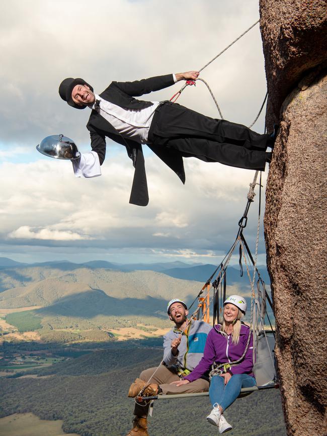 For a completely new approach to dining, opt for a cliff picnic at Bright.