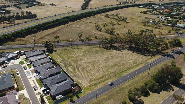 A patch of dirt at 32 Old Calder Highway, Diggers Rest outearned the prime minister.