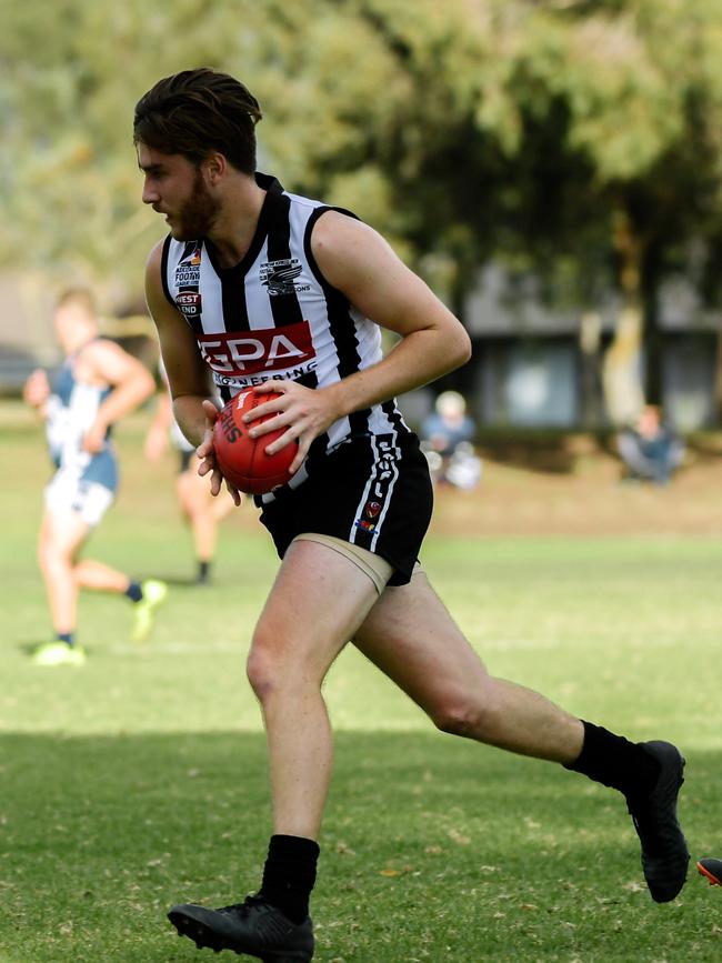 Pierce Seymour in action for the Falcons. Picture: AAP/Morgan Sette