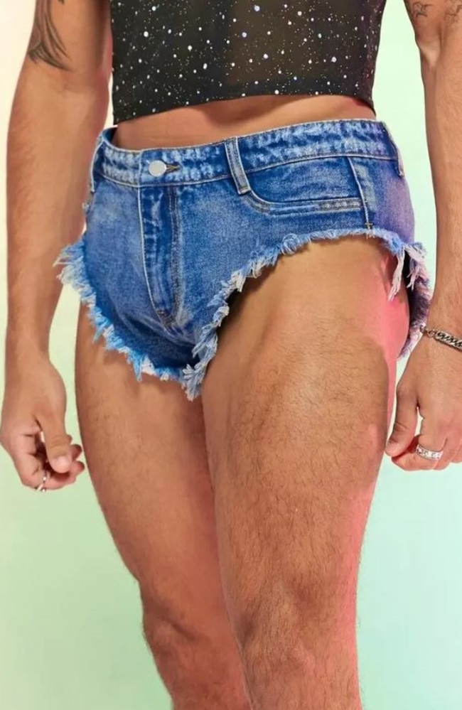 Male hot sale booty shorts