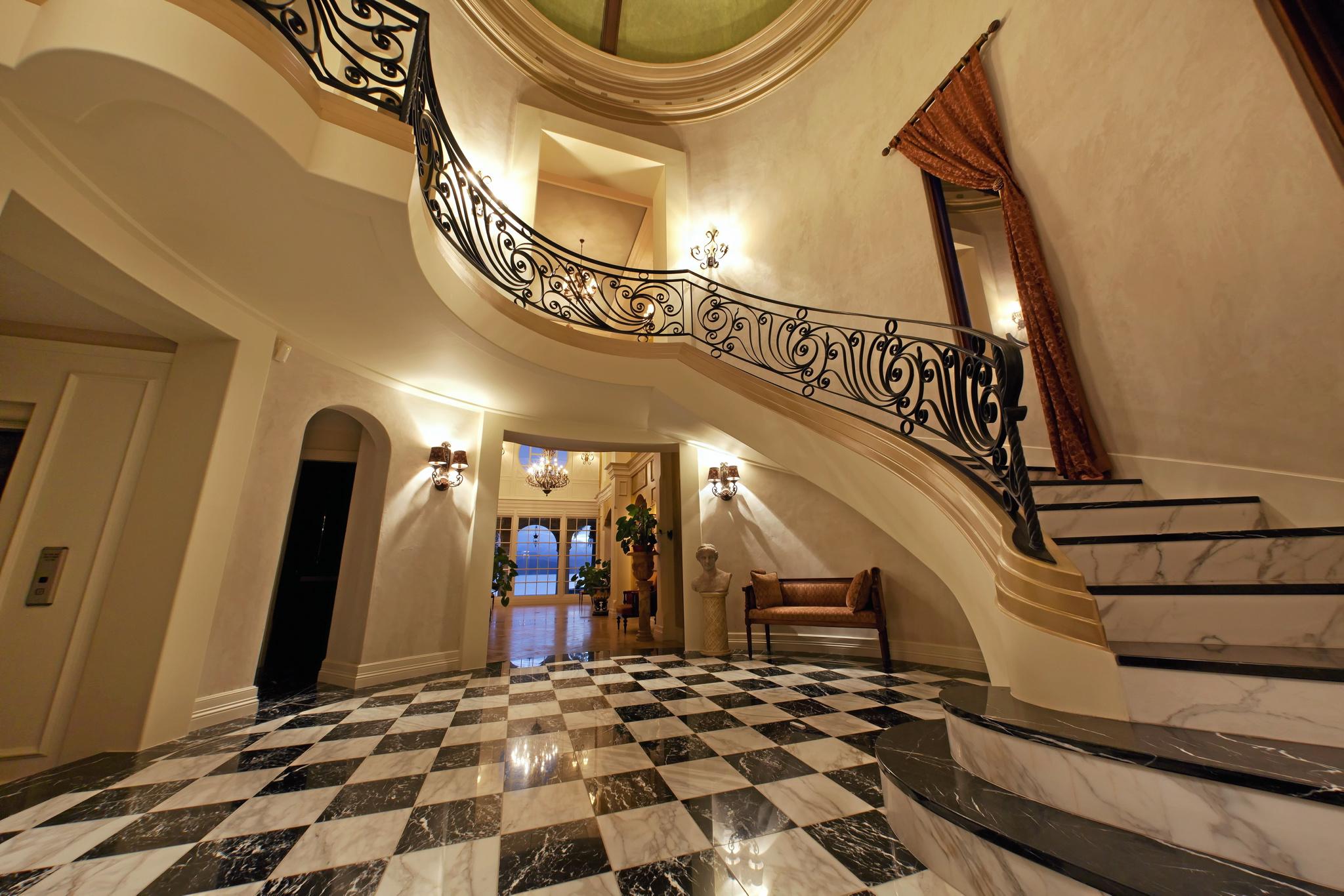 The entrance hall at Mandalay House.