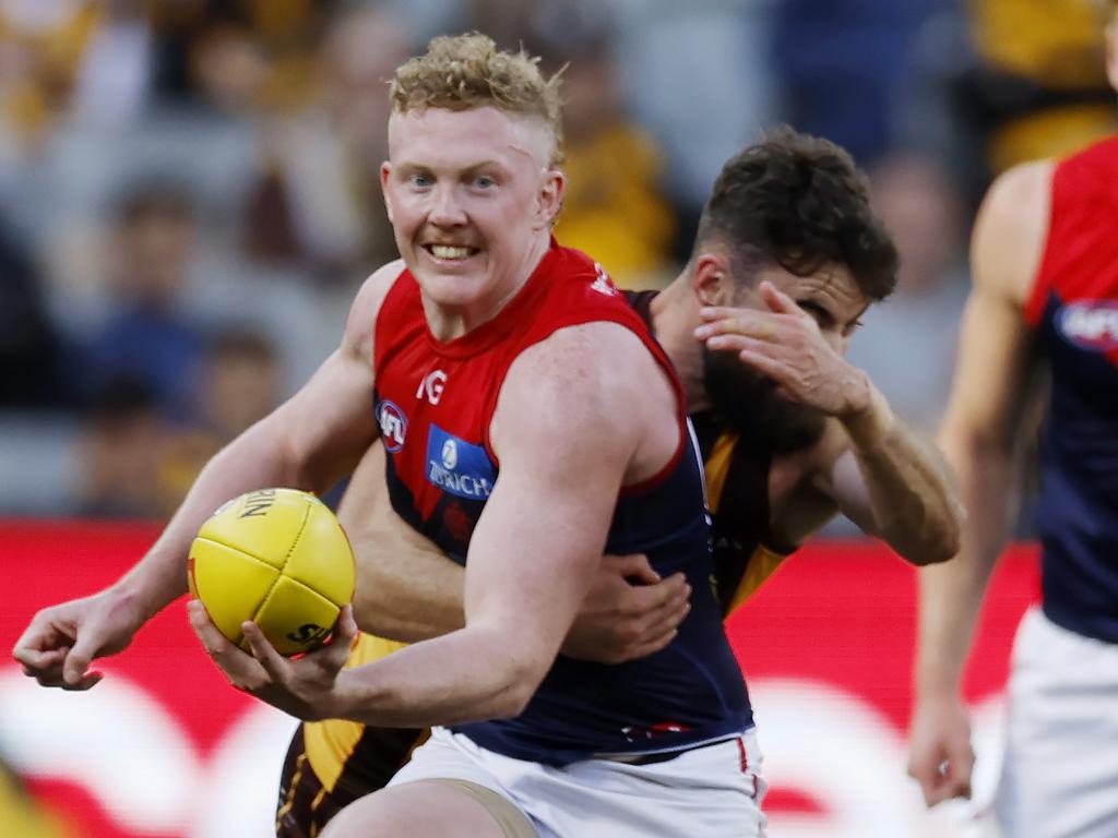 Clayton Oliver will return for Melbourne when it takes on Hawthorn.